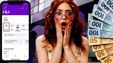 Close-up de mãos usando o app Nubank na tela Pix com opção de pagar com cartão de crédito